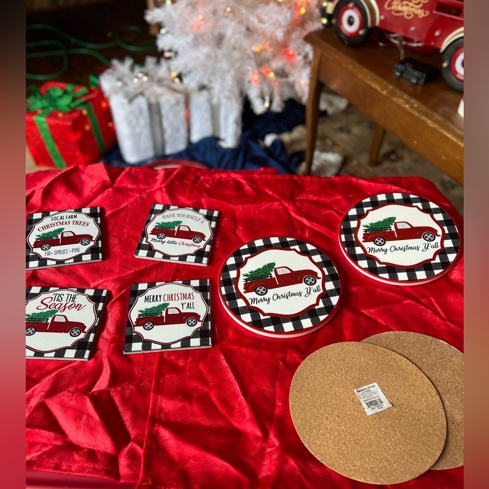8x Red Truck Christmas Ceramic Coaster Trivet Set